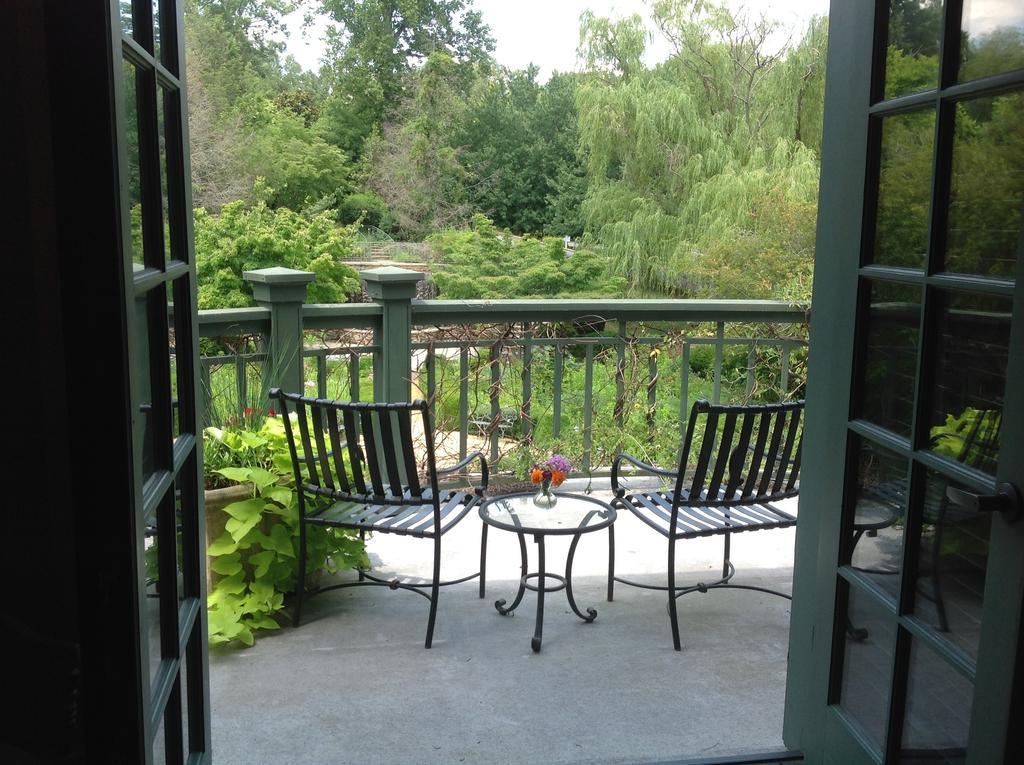 Om Sanctuary Holistic Retreat Asheville Exterior photo